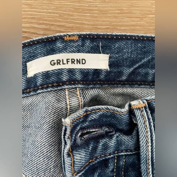 GRLFRND revolve straight leg denim karolina 100% cotton jeans, size 24 - Picture 7 of 9